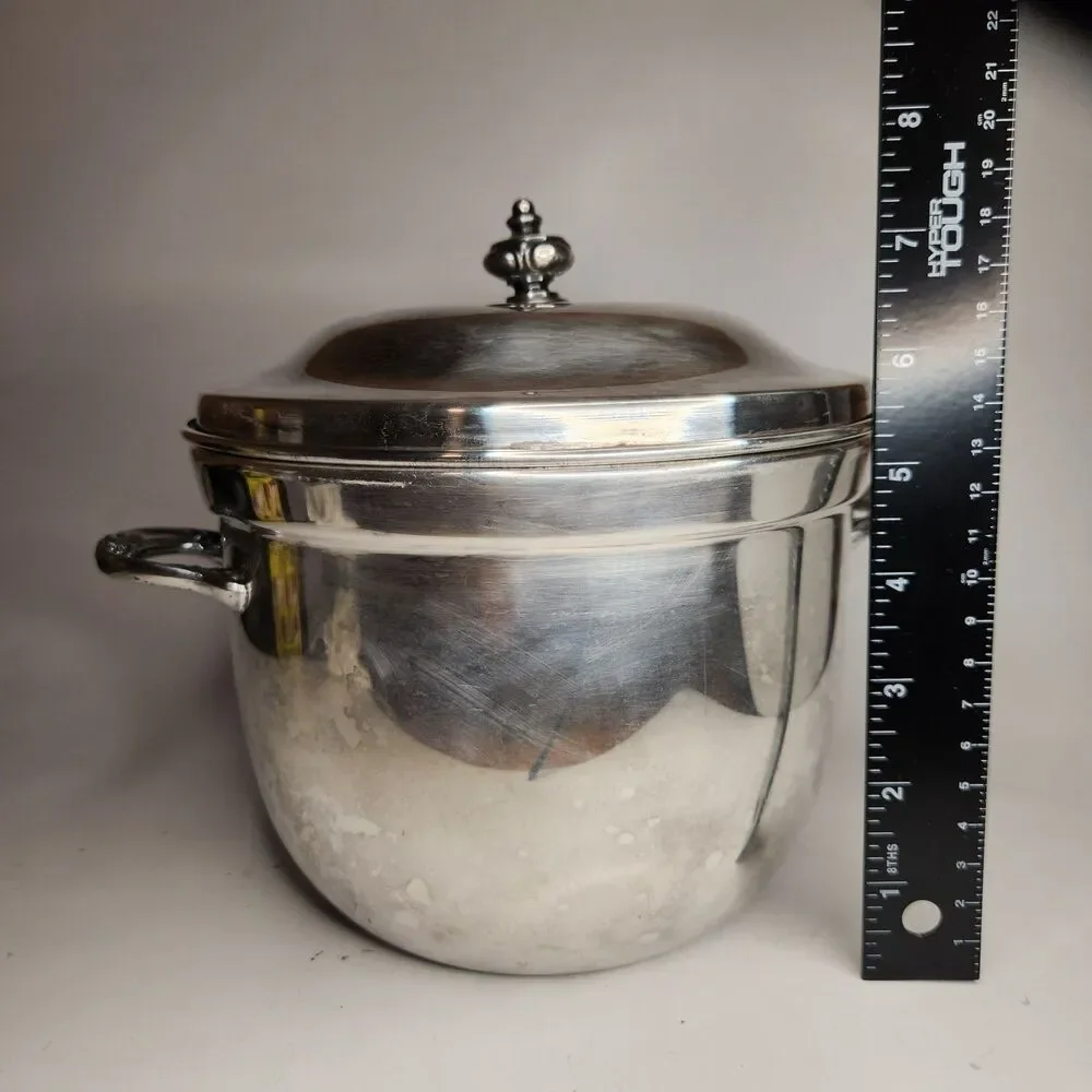 E.P.C.A. By Poole‎ Silver Co. Taunton, mass. 3600 Ice Bucket w/Plastic Insert